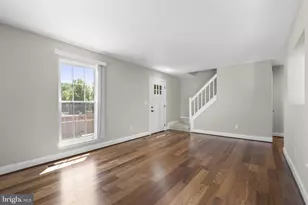 19306 Sandy Lake Dr, Gaithersburg, MD 20879 - Photo 3