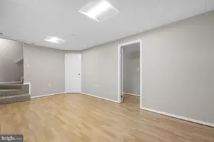 19306 Sandy Lake Dr, Gaithersburg, MD 20879 - Photo 23