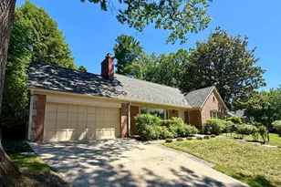 5910 Overlea Rd, Bethesda, MD 20816 - Photo 3