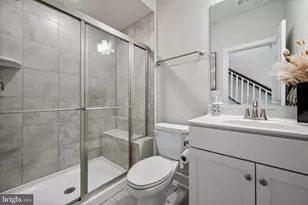 122 Dickenson Dr, Gaithersburg, MD 20878 - Photo 7