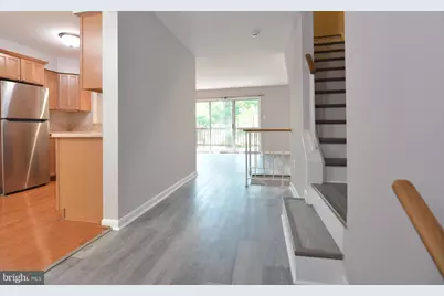 13326 Waterside Circle, Germantown, MD 20874 - Photo 5
