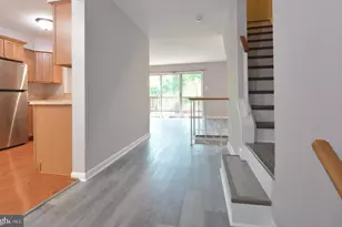 13326 Waterside Cir, Germantown, MD 20874 - Photo 5