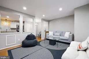 5702 Brewer House Cir, Rockville, MD 20852 - Photo 5