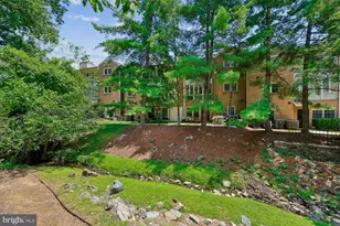 5702 Brewer House Cir, Rockville, MD 20852 - Photo 35