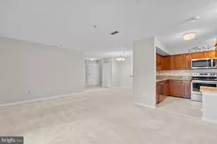 12205 St Peter Ct, Germantown, MD 20874 - Photo 13