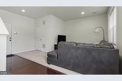 13813 Byrne Park Drive, Clarksburg, MD 20871 - Photo 7