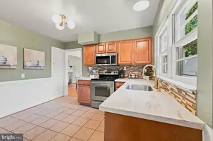 9703 Woodland Dr, Silver Spring, MD 20910 - Photo 15