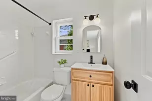 9703 Woodland Dr, Silver Spring, MD 20910 - Photo 23