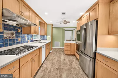 19613 Bodmer Avenue, Poolesville, MD 20837 - Photo 21