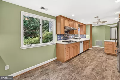 19613 Bodmer Avenue, Poolesville, MD 20837 - Photo 25