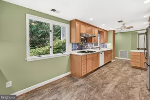 19613 Bodmer Ave, Poolesville, MD 20837 - Photo 25