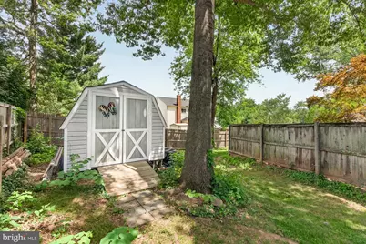 19613 Bodmer Avenue, Poolesville, MD 20837 - Photo 9