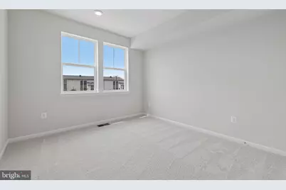 19542 Village Walk Drive, Montgomery Village, MD 20886 - Photo 21