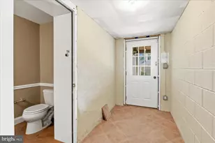 10019 Kendale Rd, Potomac, MD 20854 - Photo 55