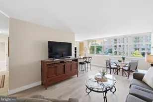 1220 Blair Mill Rd, Silver Spring, MD 20910 - Photo 3