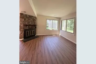 18735 Ginger Court, Germantown, MD 20874 - Photo 5