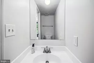 4934 Bradley Blvd, Chevy Chase, MD 20815 - Photo 15