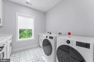 8104 Woodhaven Blvd, Bethesda, MD 20817 - Photo 41