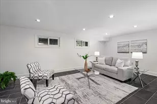 9817 Cherry Tree Ln, Silver Spring, MD 20901 - Photo 33