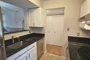 11902 Foal Ln, North Potomac, MD 20878 - Photo 5