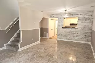 11902 Foal Ln, North Potomac, MD 20878 - Photo 3