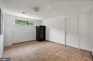 10708 Meadowhill Rd, Silver Spring, MD 20901 - Photo 15