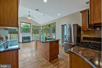 115 Lucas Lane, Bethesda, MD 20814 - Photo 9