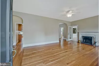 115 Lucas Lane, Bethesda, MD 20814 - Photo 3