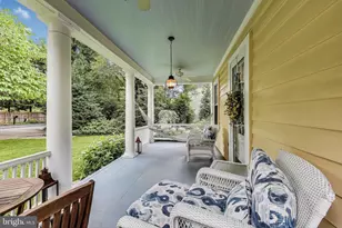 5809 Grosvenor Ln, Bethesda, MD 20814 - Photo 3
