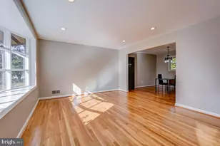 6417 Earlham Dr, Bethesda, MD 20817 - Photo 7