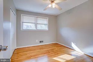 6417 Earlham Dr, Bethesda, MD 20817 - Photo 17