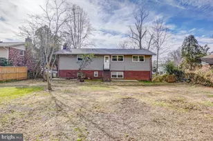 6417 Earlham Dr, Bethesda, MD 20817 - Photo 37