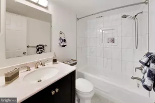 118 Monroe St, Rockville, MD 20850 - Photo 21