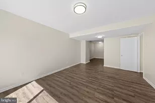 536 W Deer Park Rd, Gaithersburg, MD 20877 - Photo 25