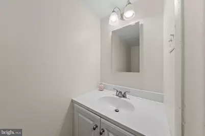 536 W Deer Park Road #536, Gaithersburg, MD 20877 - Photo 11