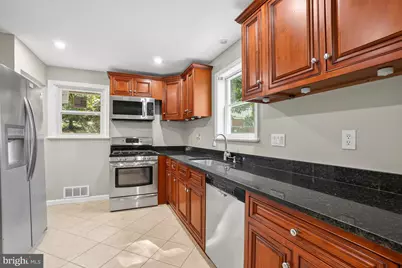 10705 Lockridge Drive, Silver Spring, MD 20901 - Photo 9