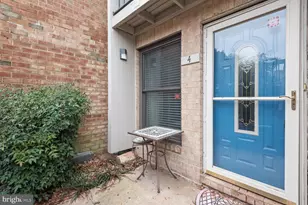 4 Dudley Ct, Bethesda, MD 20814 - Photo 1