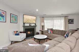 4 Dudley Ct, Bethesda, MD 20814 - Photo 11