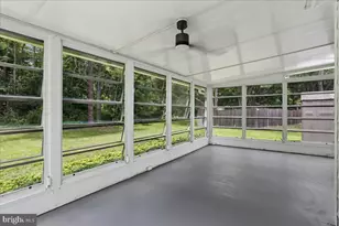 8607 Wild Olive Dr, Potomac, MD 20854 - Photo 29