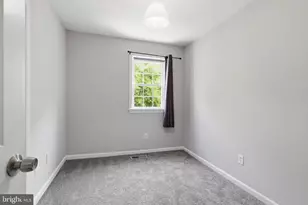 6735 Kenwood Forest Ln, Chevy Chase, MD 20815 - Photo 13