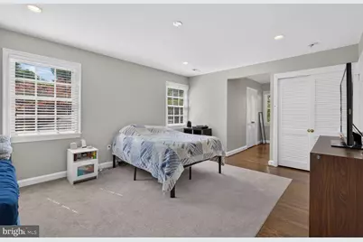 6720 Newbold Drive, Bethesda, MD 20817 - Photo 19
