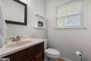 9614 Bush Hill Terrace, Gaithersburg, MD 20882 - Photo 19