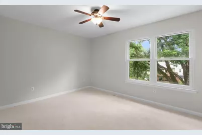 9614 Bush Hill Terrace, Gaithersburg, MD 20882 - Photo 29