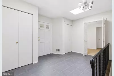 9004 Paddock Lane, Rockville, MD 20854 - Photo 3