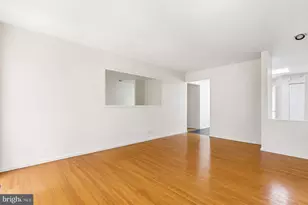 9004 Paddock Ln, Rockville, MD 20854 - Photo 9