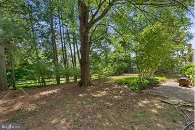 9004 Paddock Lane, Rockville, MD 20854 - Photo 17