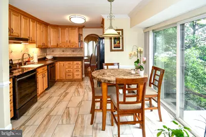 9401 Hickory View Place, Gaithersburg, MD 20886 - Photo 11