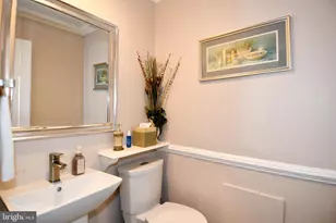 9401 Hickory View Pl, Gaithersburg, MD 20886 - Photo 19