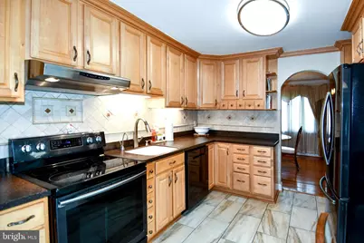 9401 Hickory View Place, Gaithersburg, MD 20886 - Photo 9