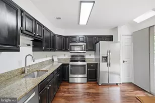 12327 Sour Cherry Way, Gaithersburg, MD 20878 - Photo 11